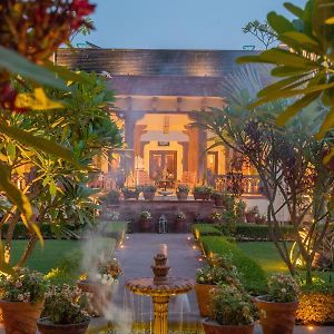 Daspan House